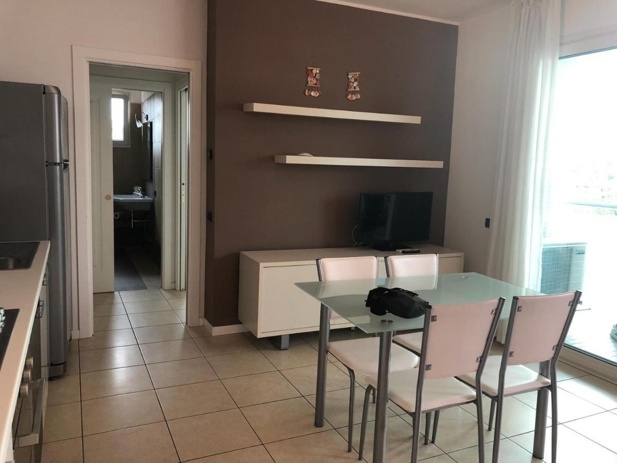 Brezza Da Mare Apartment Rimini Exterior photo